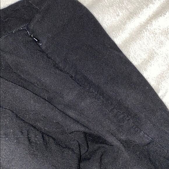 Theory Black Legging Style Pants | Size 4 - Picture 5 of 9